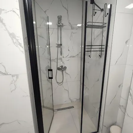 The V 2 Lägenhet Skopje